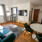 Luxury Batignole Apartment *